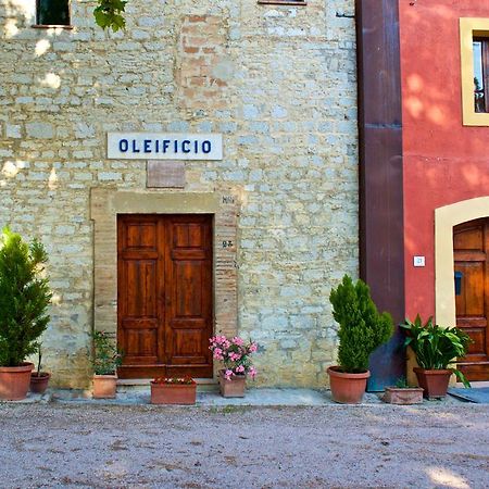 Vila Rosso Porpora Colle Umberto  Exteriér fotografie