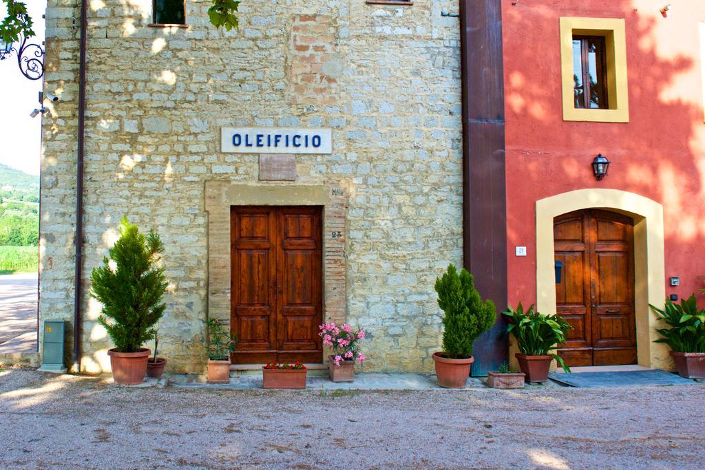 Vila Rosso Porpora Colle Umberto  Exteriér fotografie