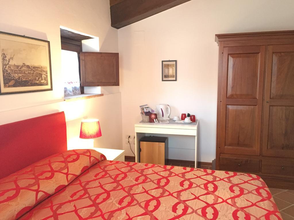 Vila Rosso Porpora Colle Umberto  Exteriér fotografie