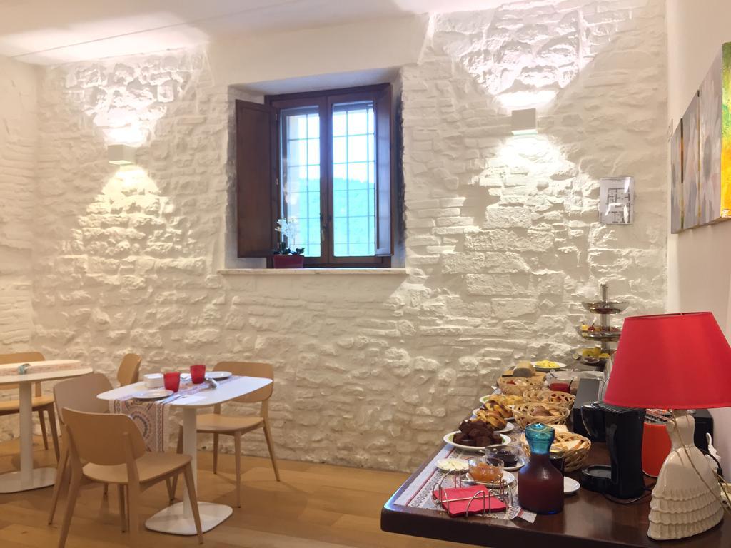 Vila Rosso Porpora Colle Umberto  Exteriér fotografie